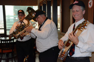 Guests were serenaded with some live Dixieland jazz at the party.